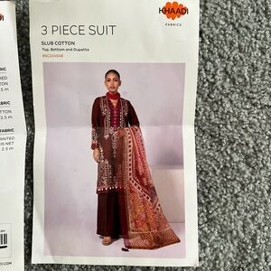 Khaadi 3 Piece Suit in pink and burgundy color warm and stylish